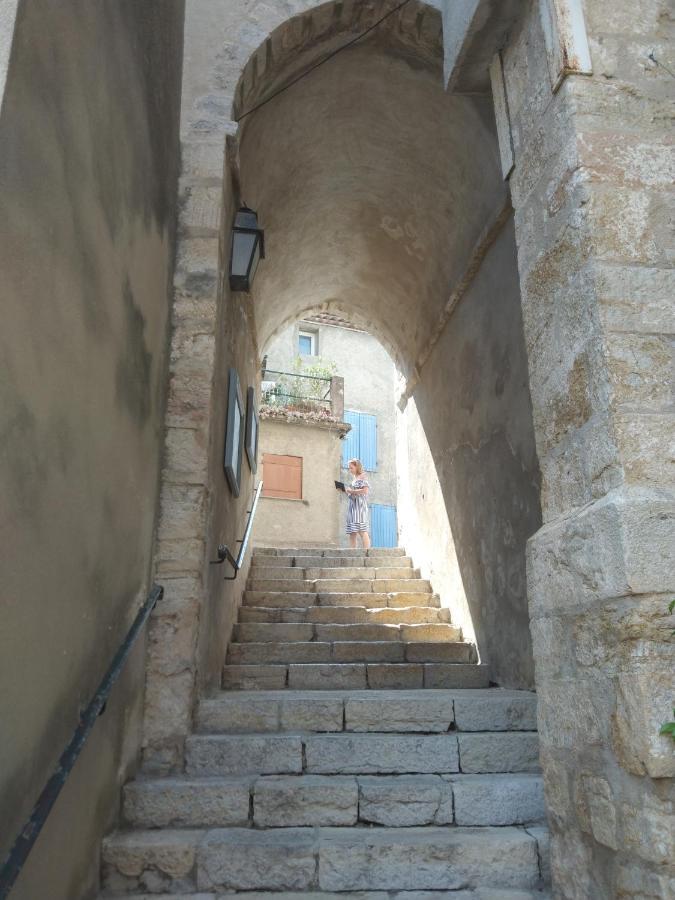 Bed and Breakfast Lou Calado Fayence Exterior foto